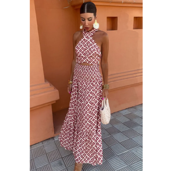 Mickay | Elegant midi dress with drapes and shoulder straps