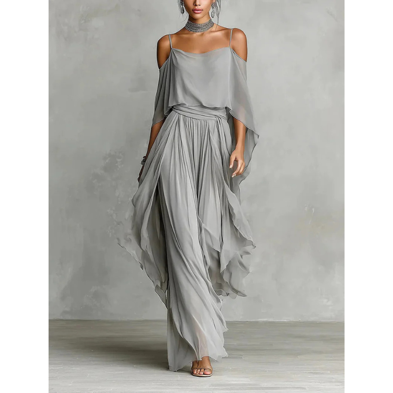 Isabela | Grey flowing set with camisole and light trousers