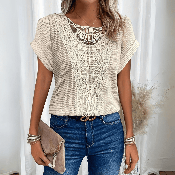 Karin | Blouse élégante en dentelle