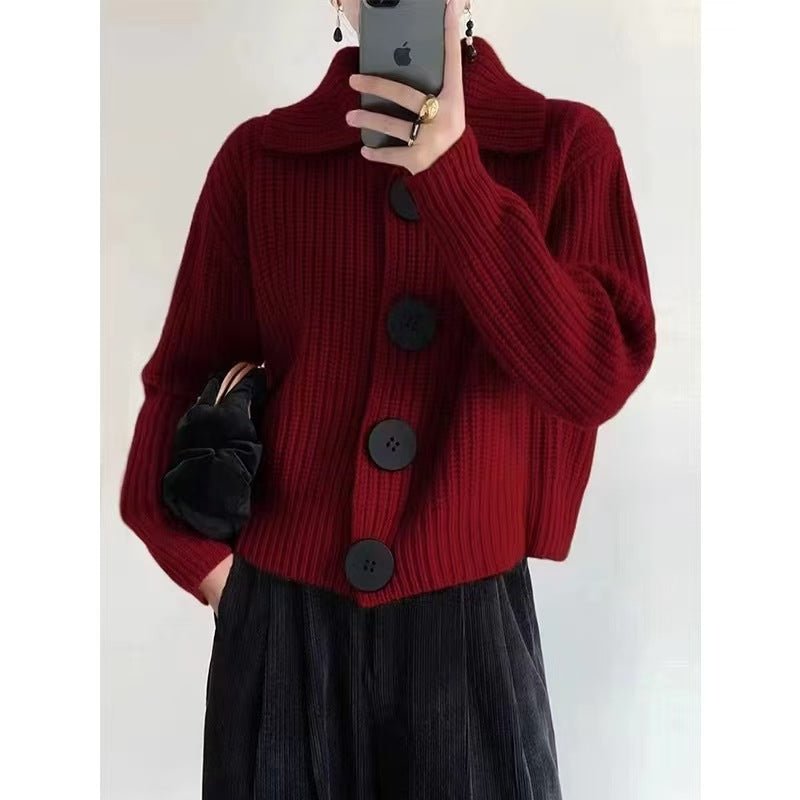 Elara | Cardigan Morbido con Maxi Bottoni