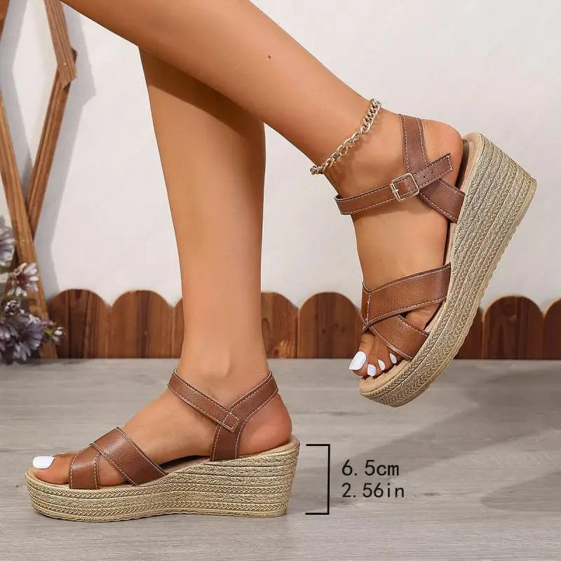 Daphnie - Sandali con zeppa