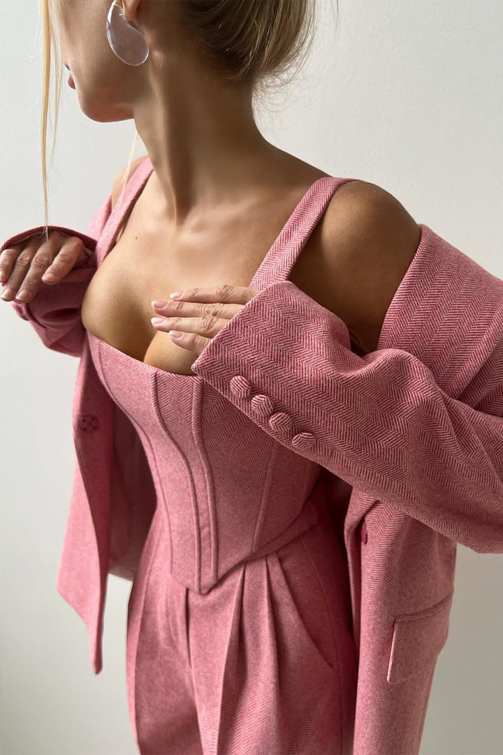 Dolce – Complete Three-Piece Suit with Double-Breasted Blazer
