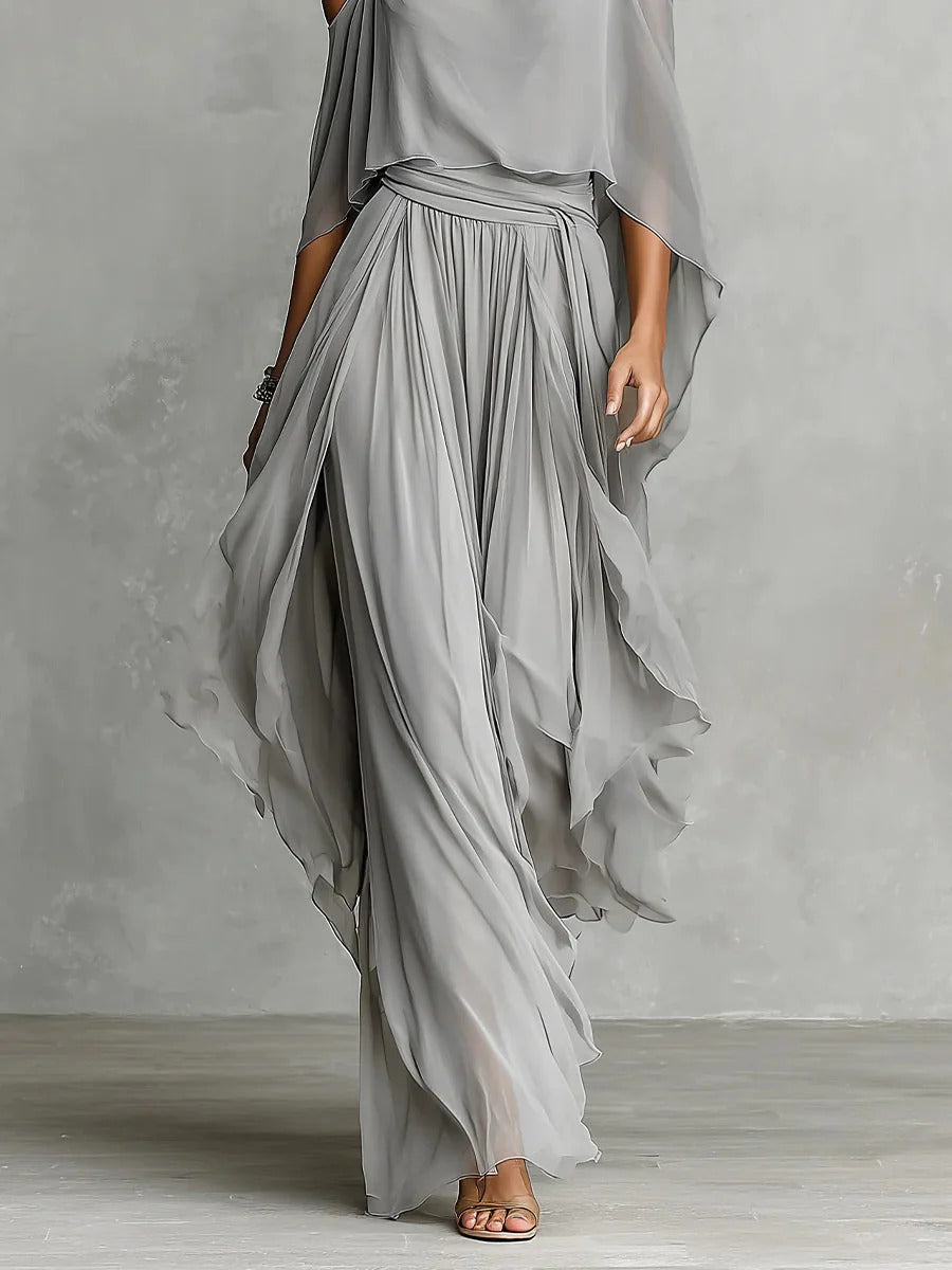 Isabela | Grey flowing set with camisole and light trousers