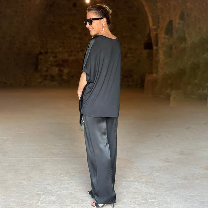 Pauline | Shiny satin suit